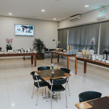 Portal Hotel מוגי-מירים מראה חיצוני תמונה
