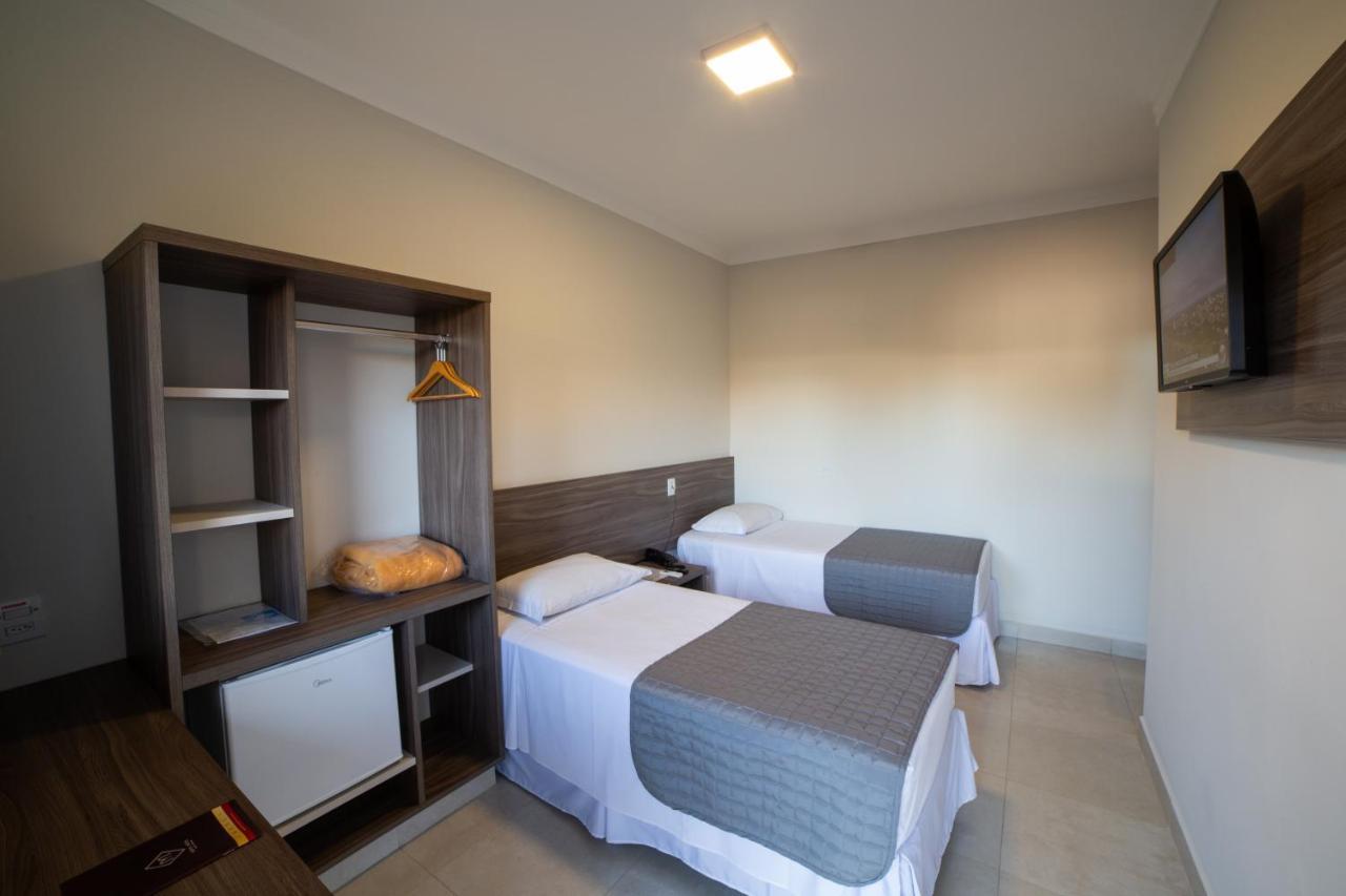Portal Hotel מוגי-מירים מראה חיצוני תמונה