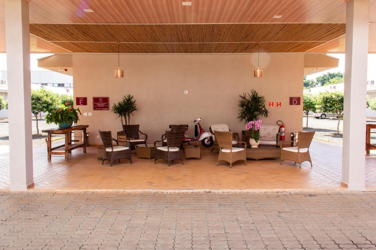Portal Hotel מוגי-מירים מראה חיצוני תמונה